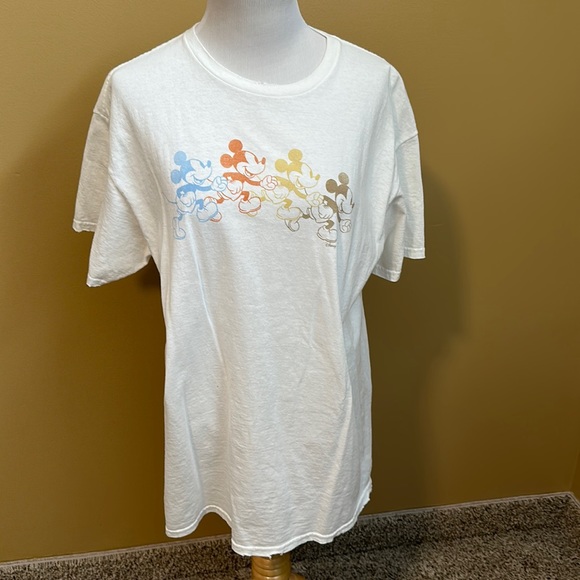 Junk Food Clothing Tops - 😊 Junk Food Clothing Mickey Mouse T-Shirt